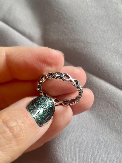 B-Ware! ATEEZ 8 makes 1 Team - Infinity Ring mit Schmucksteinen