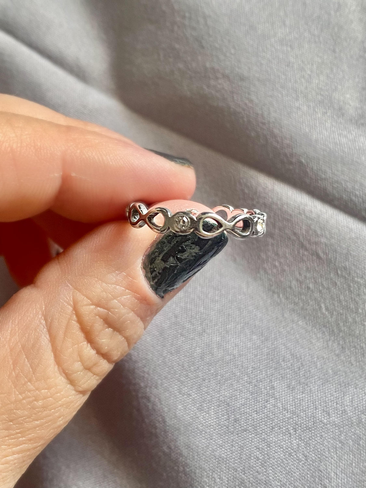 ATEEZ 8 makes 1 Team - Infinity Ring mit Schmucksteinen