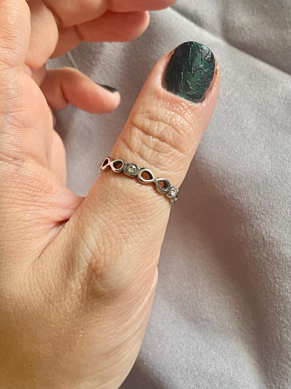 ATEEZ 8 makes 1 Team - Infinity Ring mit Schmucksteinen