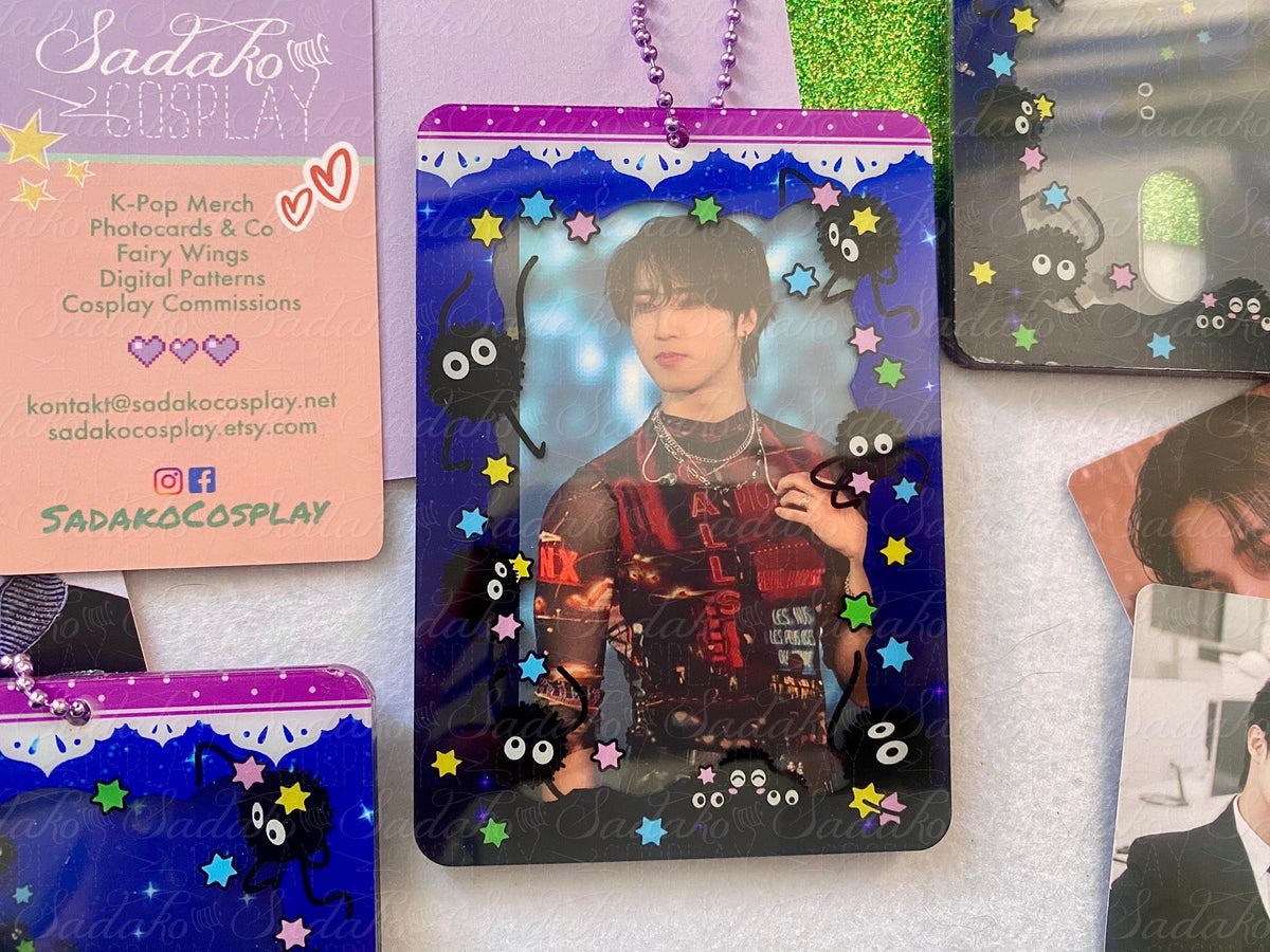 "Susuwatari Soot Spirit" Acrylic Photocard Holder
