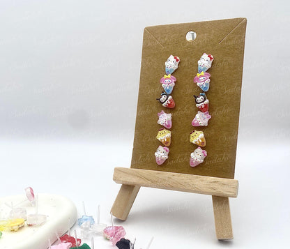 Mix & Match Sanrio Mini Ohrstecker - Resin Acryl charms mit Kunststoff Stecker, Ohrringe Ear Studs