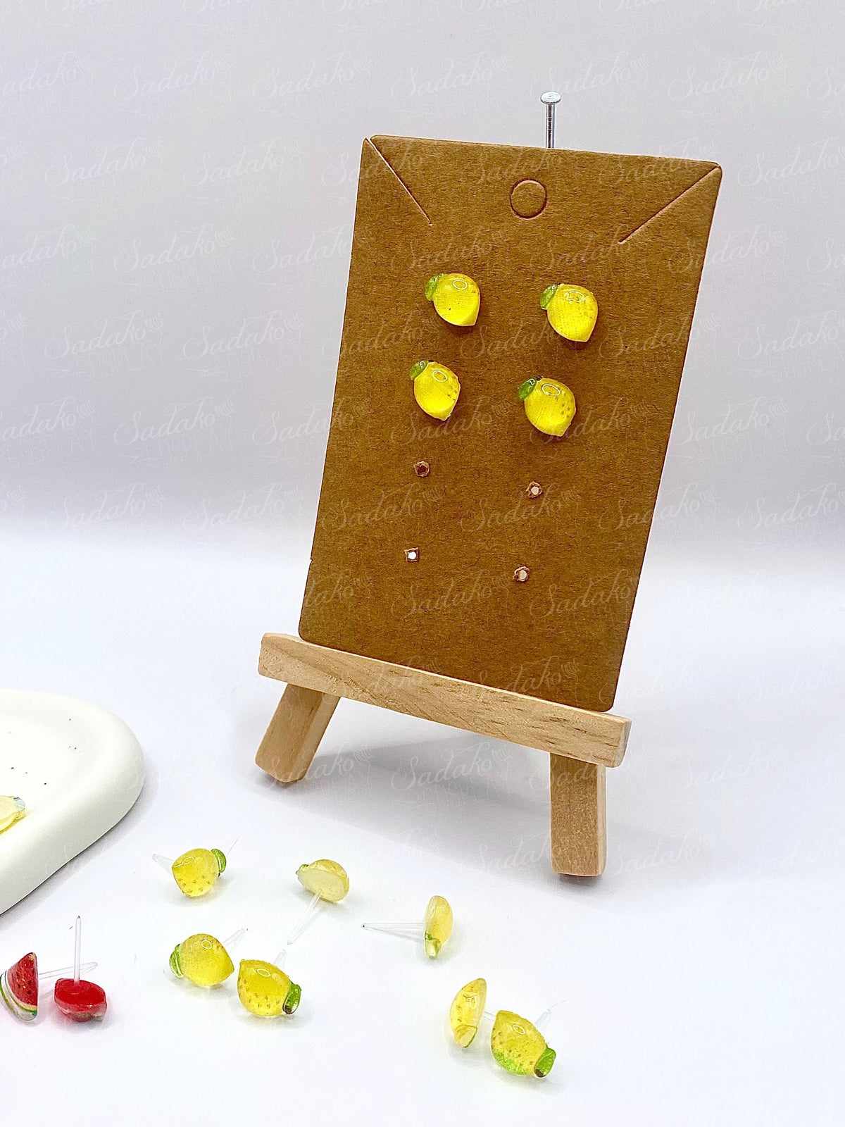ATEEZ Lemon Drop Mini Ohrstecker - Resin Acryl charms mit Kunststoff Stecker, Ohrringe Ear Studs, ATINY