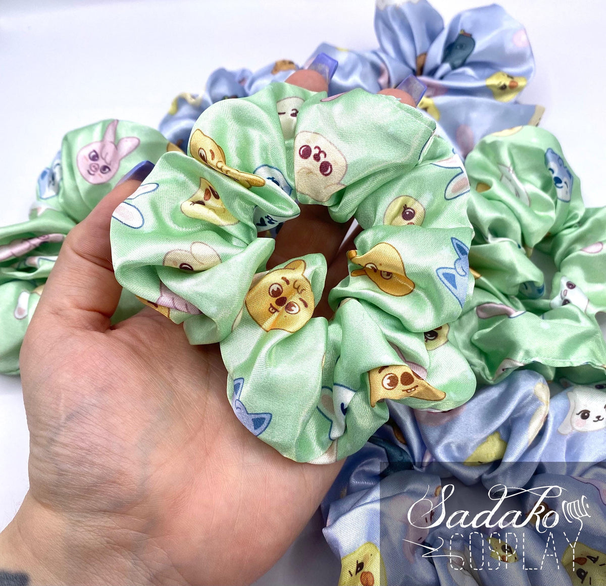 Stray Kids Skzoo Satin Scrunchie / Haargummi