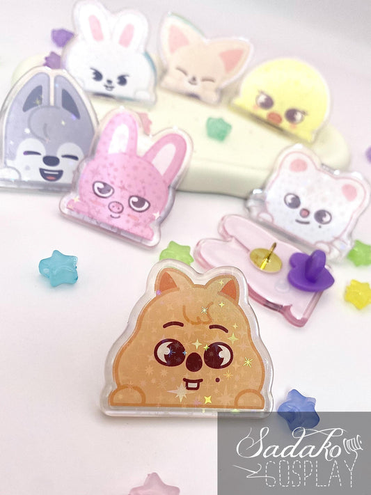 SKZOO Peeking Acrylic Pin, glitzernder Stray Kids Anstecker