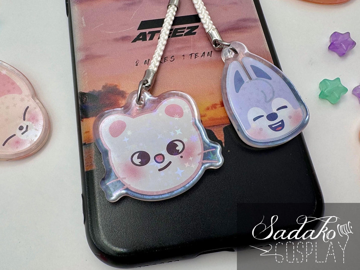 Stray Kids "SKZOO" Phone Charm Keychain mit Holo-Stern-Effekt