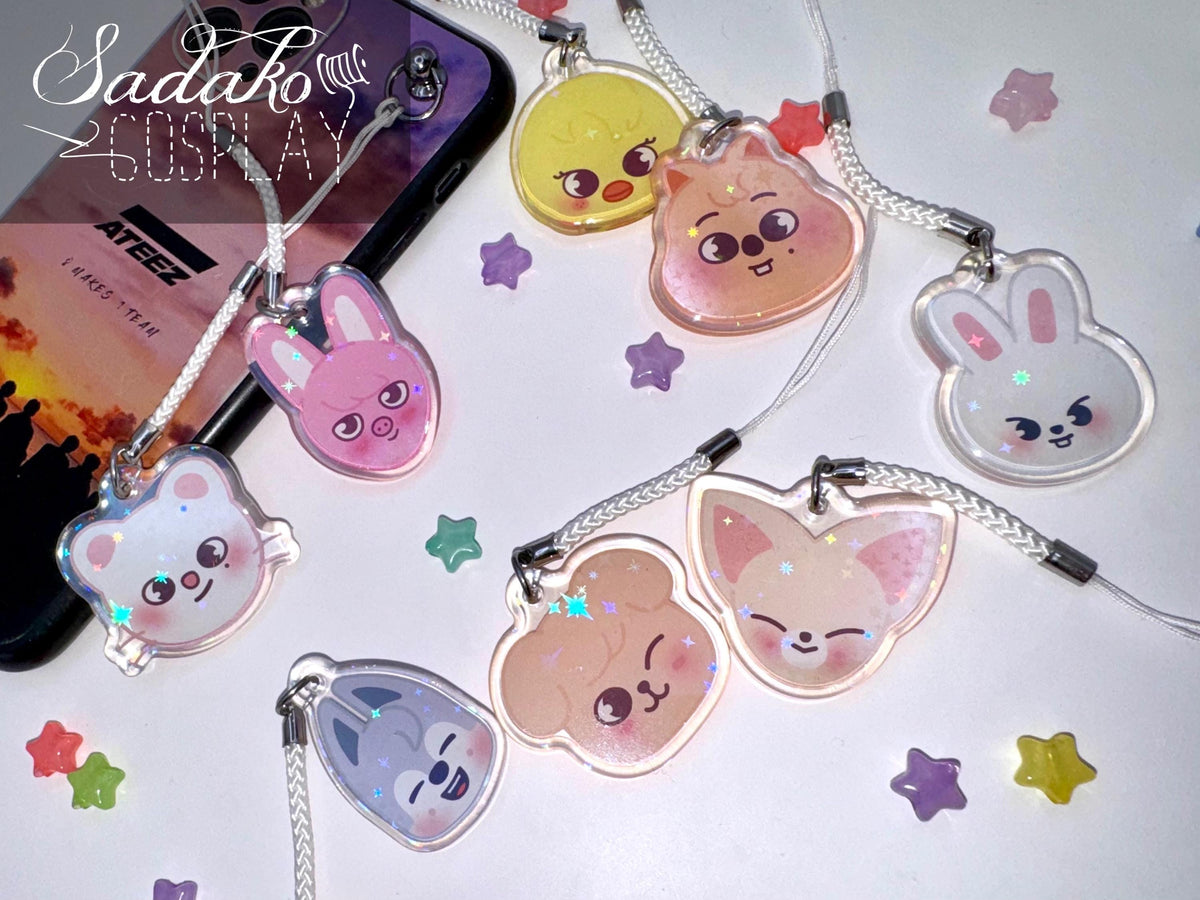 Stray Kids "SKZOO" Phone Charm Keychain mit Holo-Stern-Effekt