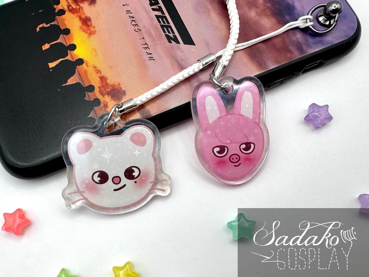 Stray Kids "SKZOO" Phone Charm Keychain mit Holo-Stern-Effekt