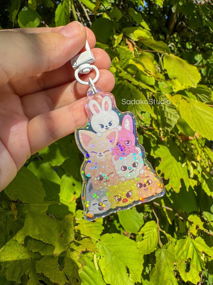 Stray Kids "SKZOO Pile" Acrylic Keychain mit Epoxy & Holo-Glitter-Effekt