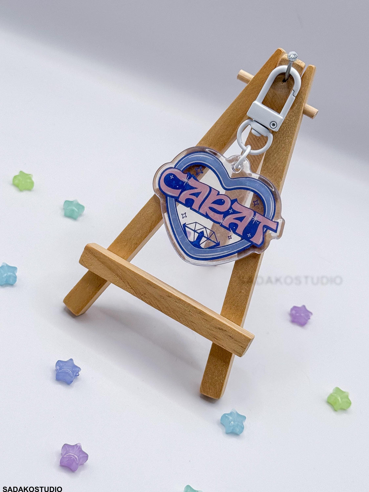 Seventeen & Carat Glitzer Keychain - K-Pop Heart Collection, Acryl Anhänger mit Holo-Effekt