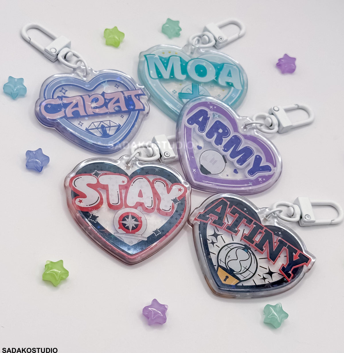 Seventeen & Carat Glitzer Keychain - K-Pop Heart Collection, Acryl Anhänger mit Holo-Effekt