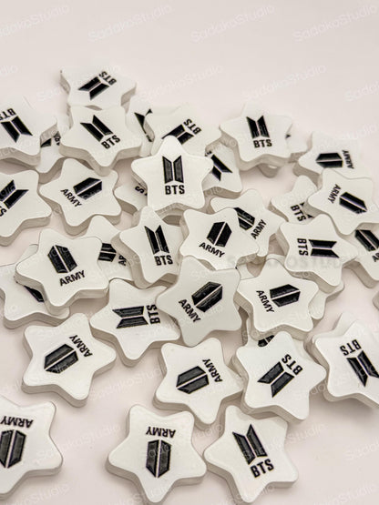 Bangtan ARMY Stern Motivperlen | Weiße Acrylperlen 25 mm | K-Pop DIY Schmuck, Friendship Bracelets & Konzert Freebies