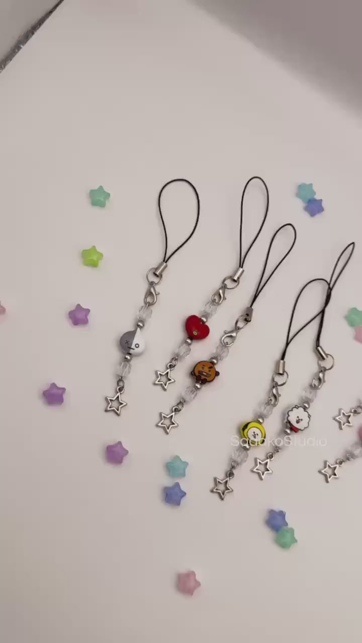 Bangtan Phone Charm | Handgemachter Handyanhänger mit Perlen | 8 Charaktere & 2 Varianten | K-Pop Accessoire für ARMYs